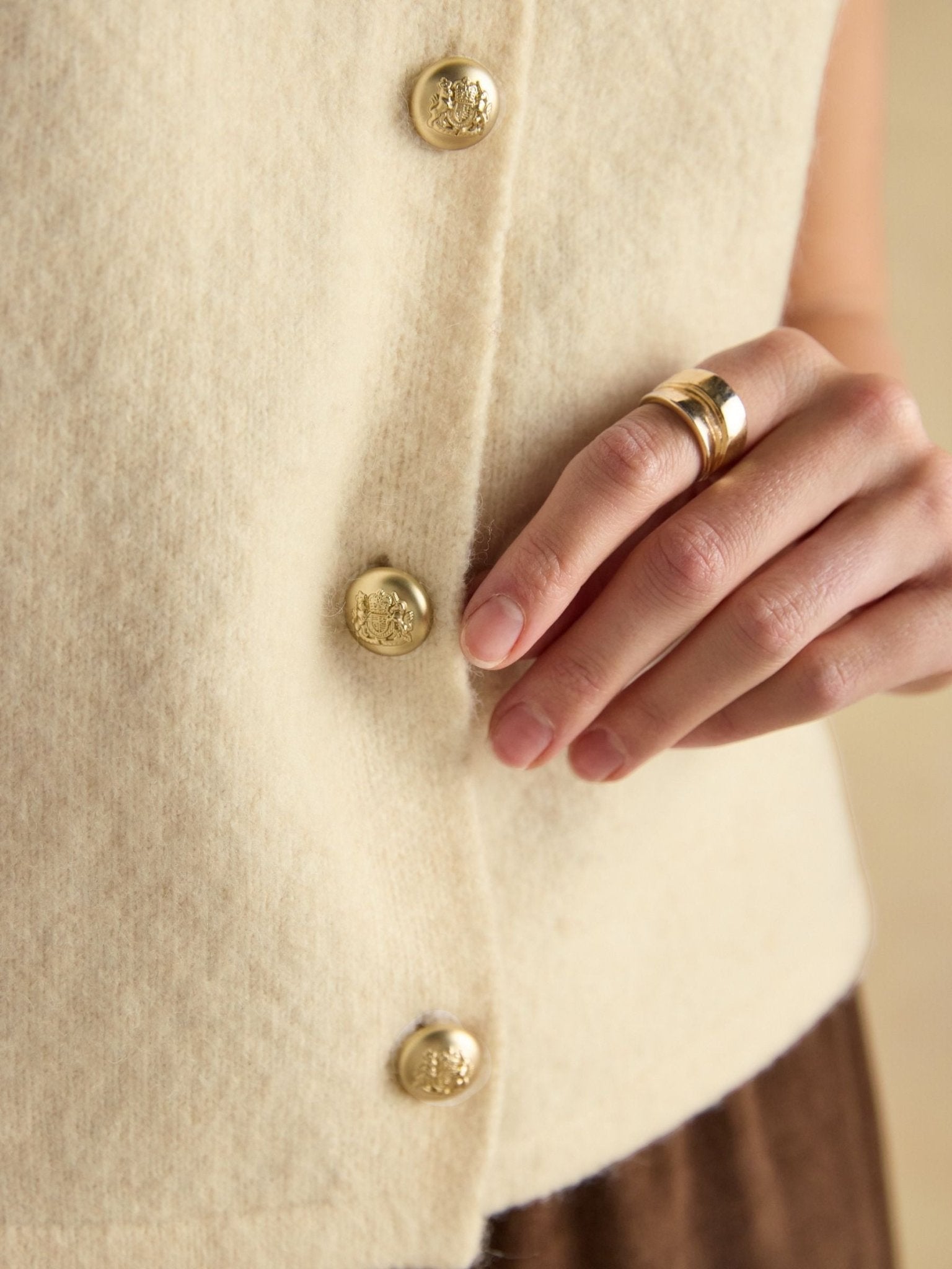 Young Ideas/Henmores - Holly Button Tank - Cream - S