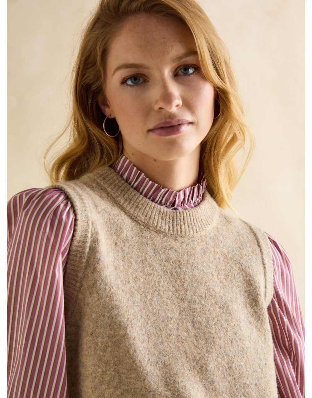 Young Ideas/Henmores - Holly Knitted Sleeveless Vest - Blue - S