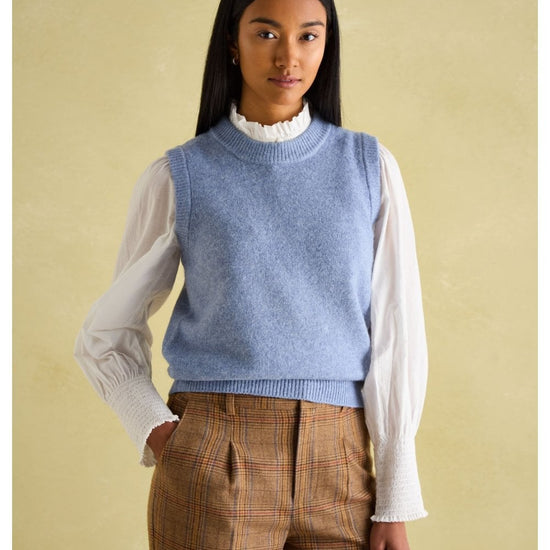 Young Ideas/Henmores - Holly Knitted Sleeveless Vest - Blue - S