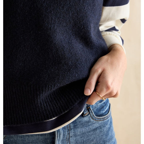 Young Ideas/Henmores - Holly Knitted Vest - Navy - XS