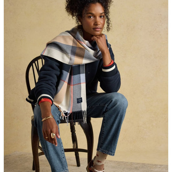 Young Ideas/Henmores - Langtree Scarf - Berry Red - OS