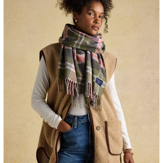 Young Ideas/Henmores - Langtree Scarf - Berry Red - OS