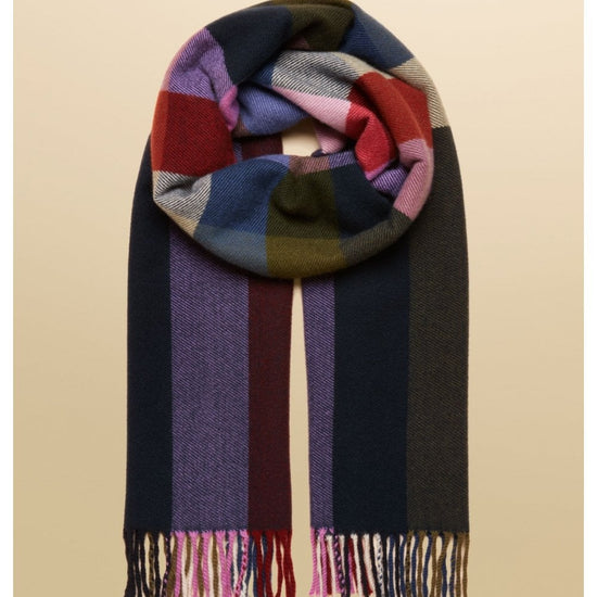 Young Ideas/Henmores - Langtree Scarf - Berry Red - OS