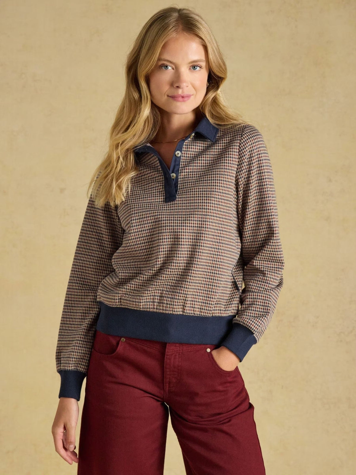 Young Ideas & Henmores -Laurel Collared Top -Navy/Red Check -8