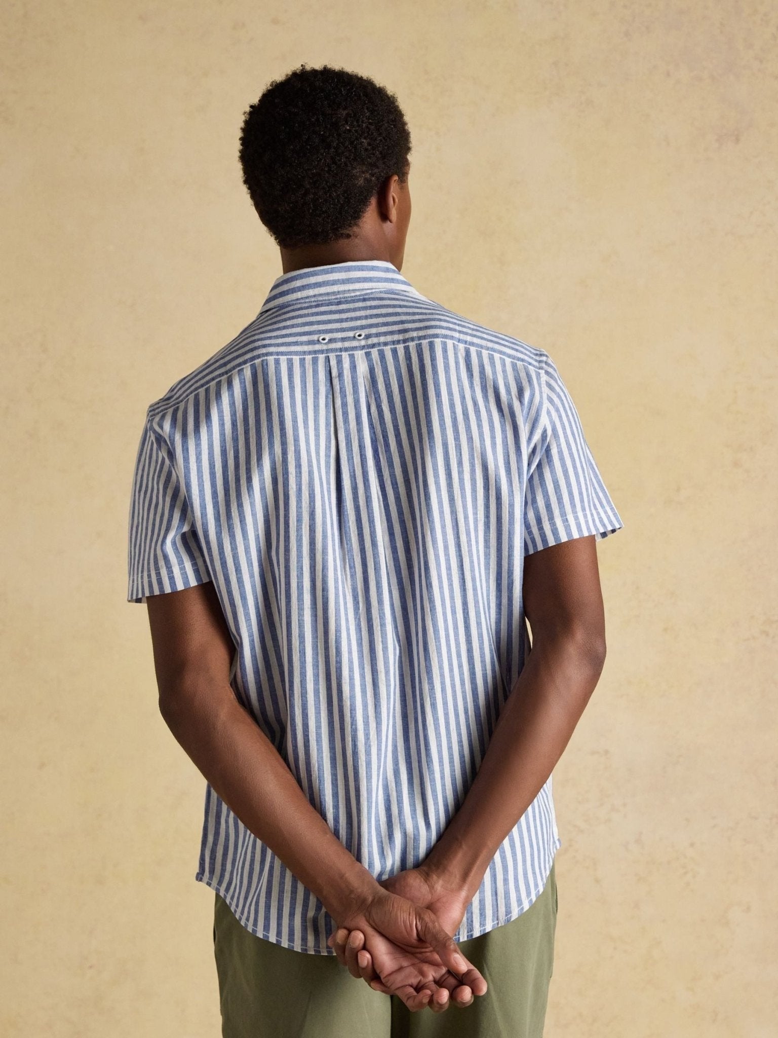 Young Ideas/Henmores - Linen Blend Short Sleeve Shirt - Blue/White Stripe - M