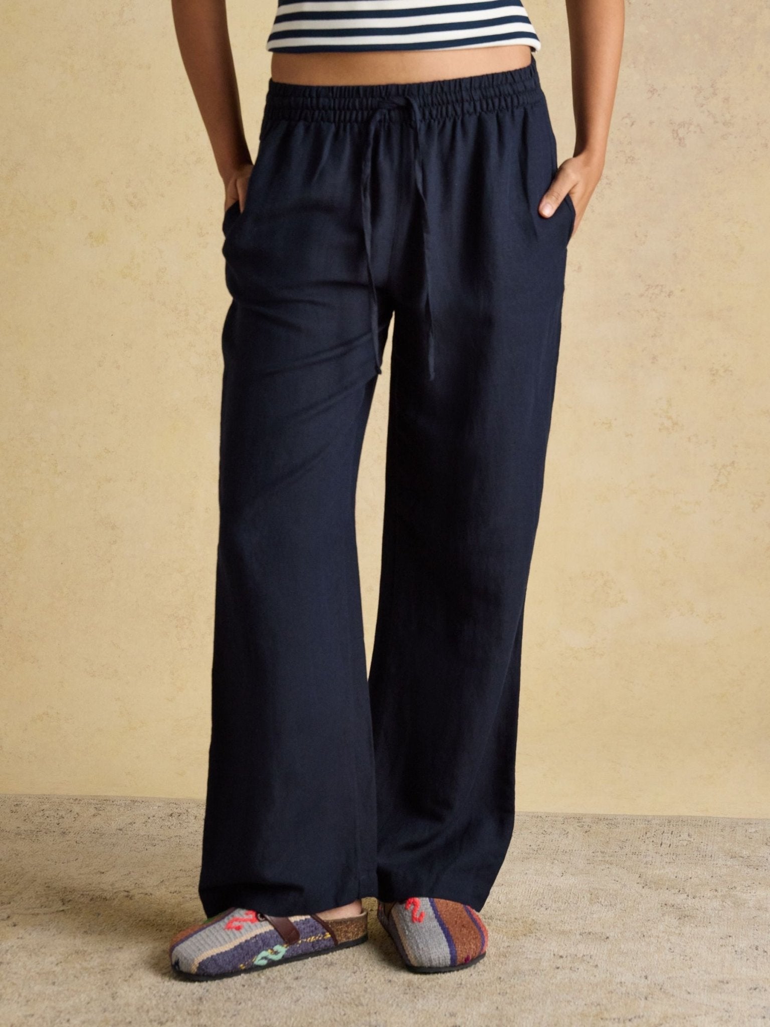 Young Ideas & Henmores - Linen Wide Leg - Navy - 8