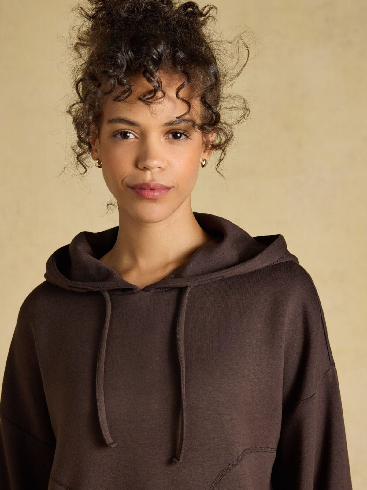 Young Ideas & Henmores -Luxe Club Hoodie -Chocolate Brown -8