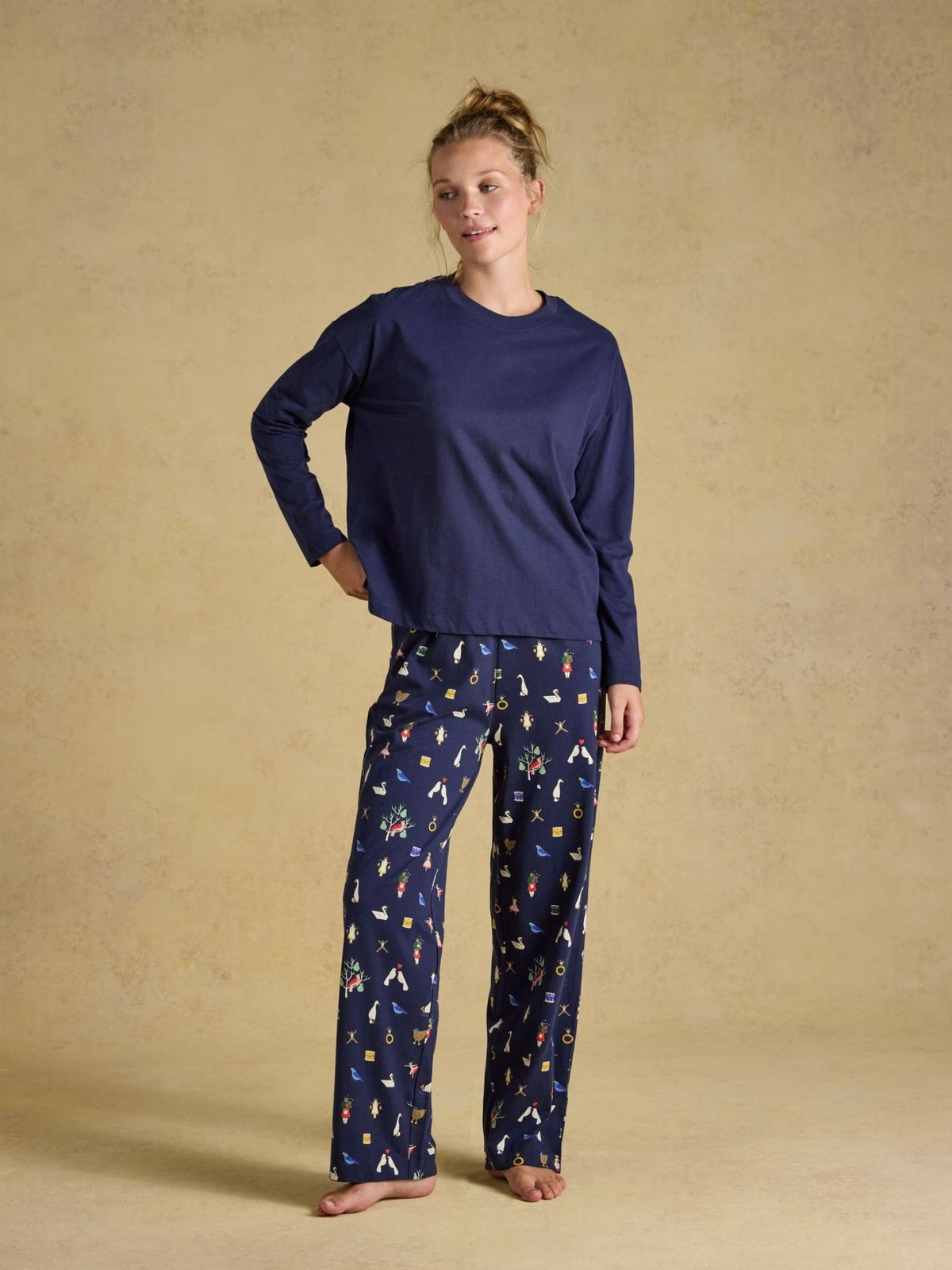 Young Ideas & Henmores -Lyla Jersey PJ Set -Navy Icons -L