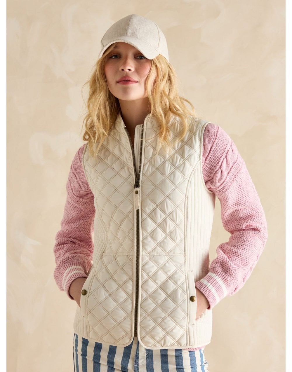 Young Ideas/Henmores - Minx Diamond Quilt Gilet - Black - 8