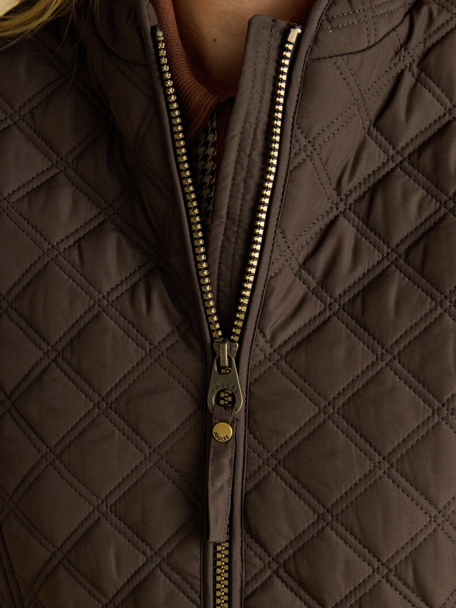 Young Ideas & Henmores -Minx Gilet -Chocolate Brown -8