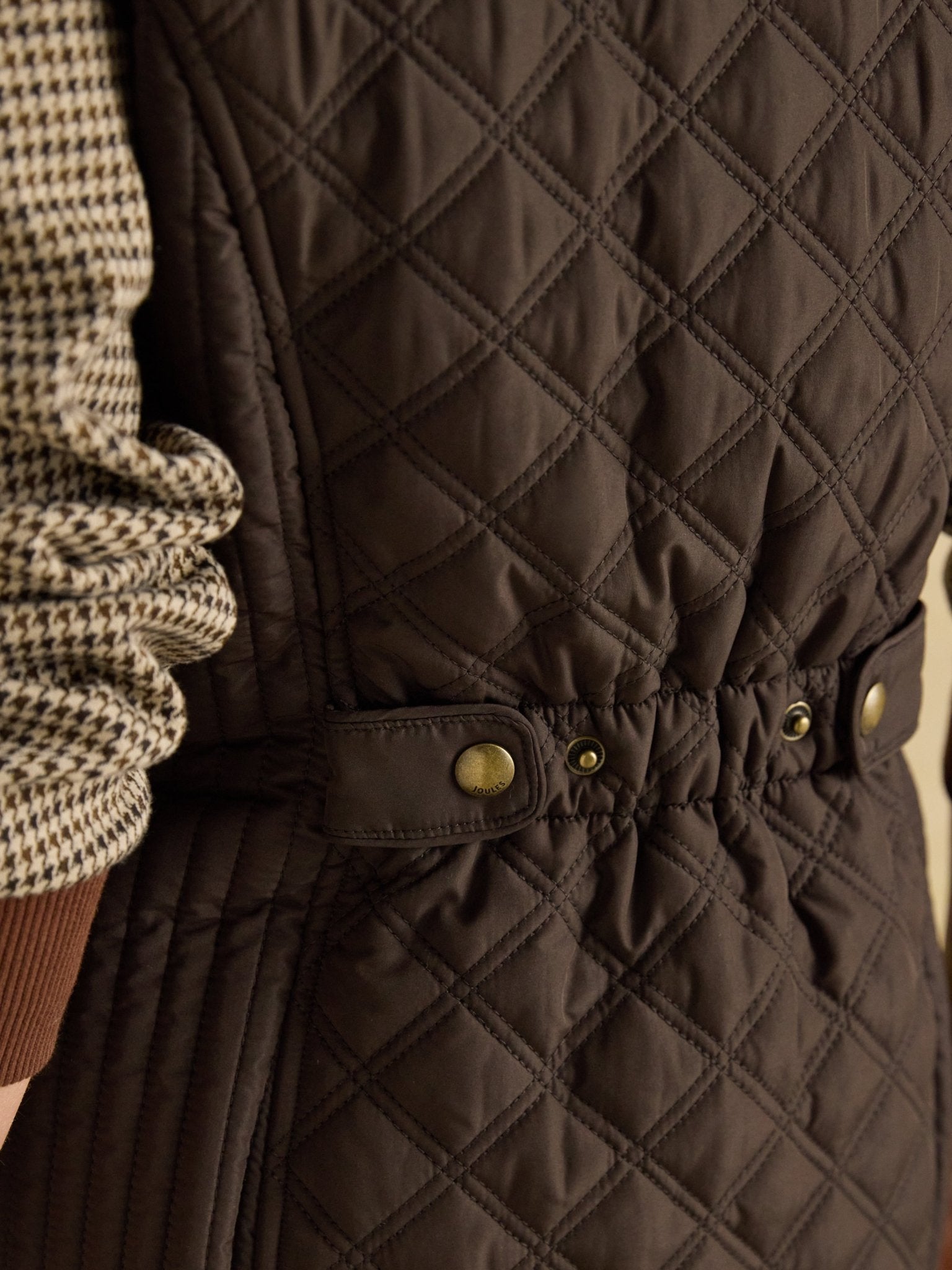 Young Ideas & Henmores -Minx Gilet -Chocolate Brown -8
