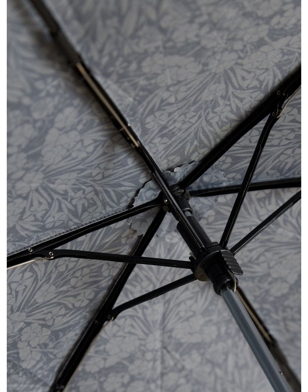 Young Ideas/Henmores - Rayne Umbrella - Black - OS