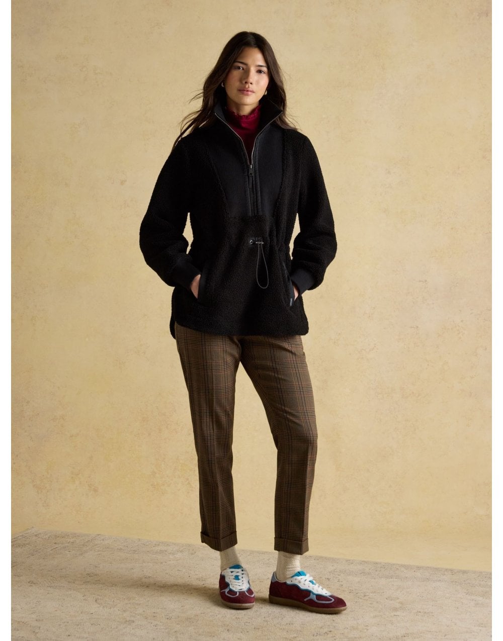 Young Ideas/Henmores - Thurleston Sweatshirt - Black - 8