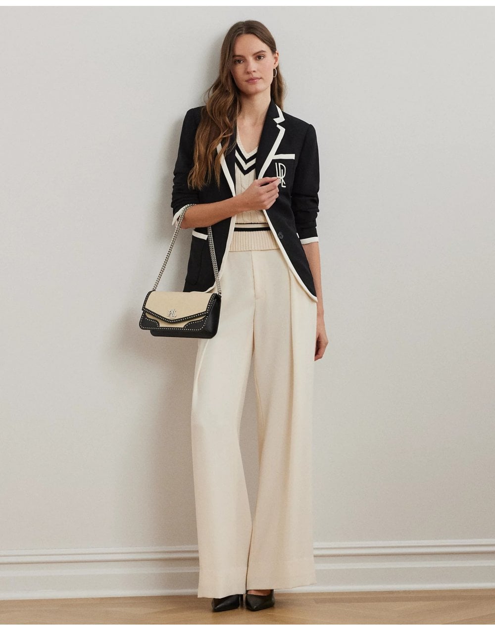 Young Ideas/Henmores - Ferrell Contrast Hem Blazer - Black - 8