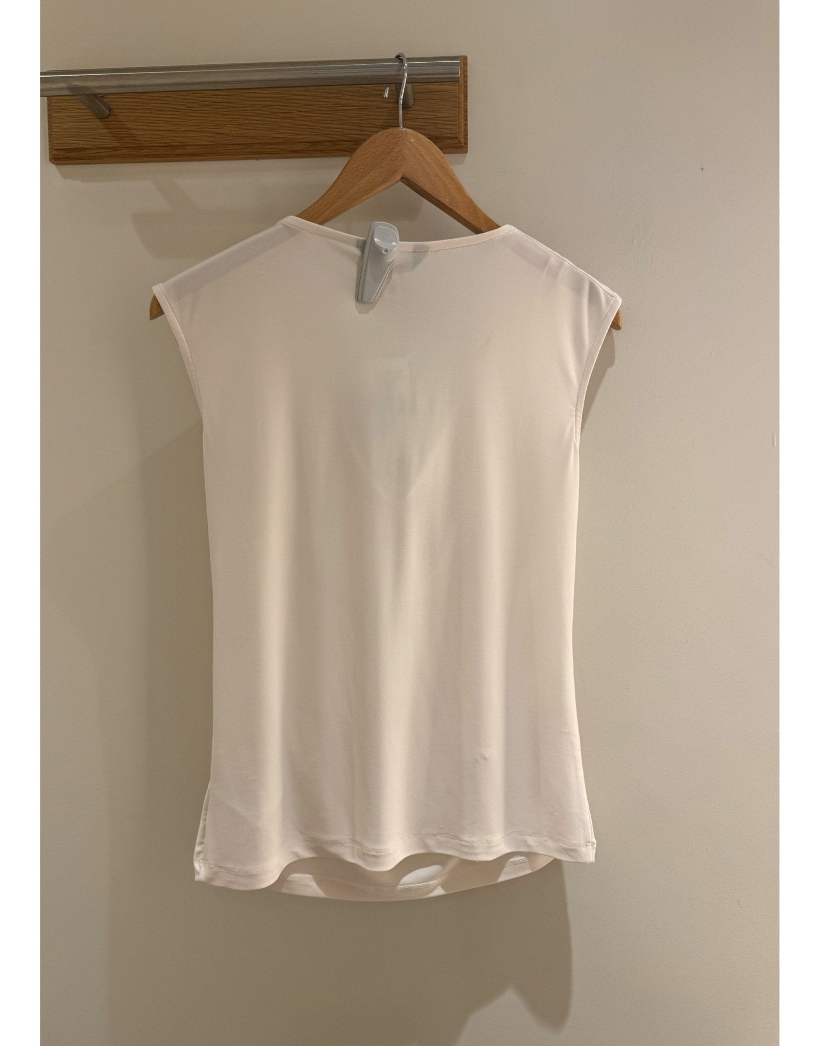 Young Ideas/Henmores - Priyanne Sleeveless Blouse - Mascarpone Cream - XS