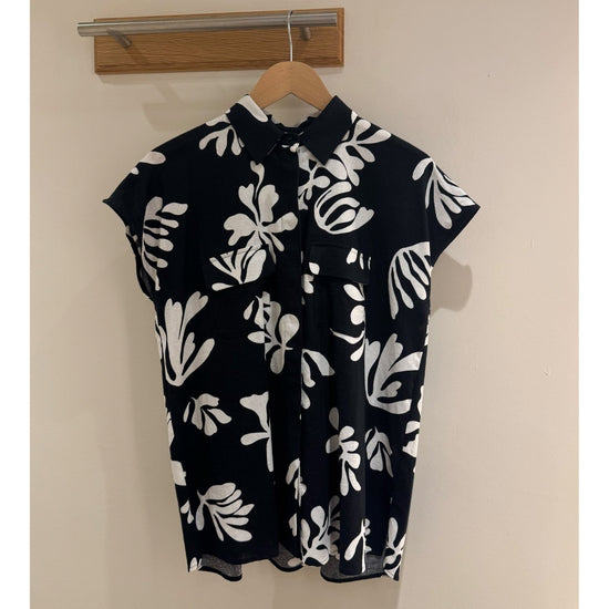 Young Ideas/Henmores - Addotto Leaf Print Short Sleeve Shirt - 001 White - 8