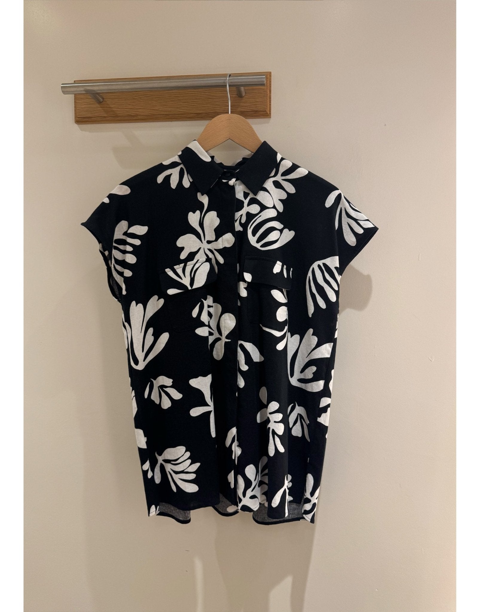 Young Ideas/Henmores - Addotto Leaf Print Short Sleeve Shirt - 001 White - 8