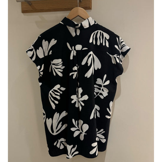 Young Ideas/Henmores - Addotto Leaf Print Short Sleeve Shirt - 001 White - 8