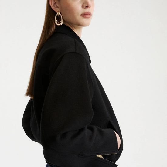 Young Ideas & Henmores -Alarico Elasticated Bottom Short Jacket -004 Black -8
