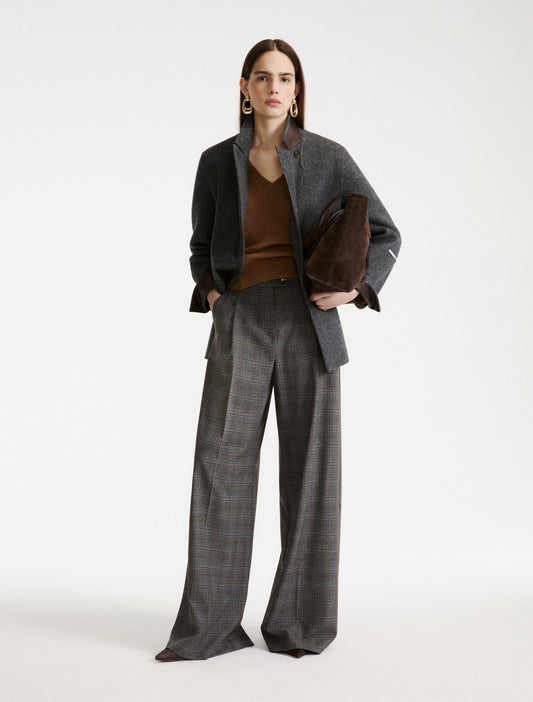 Young Ideas & Henmores -Editore V Neck Relaxed Jumper -002 Camel -XS
