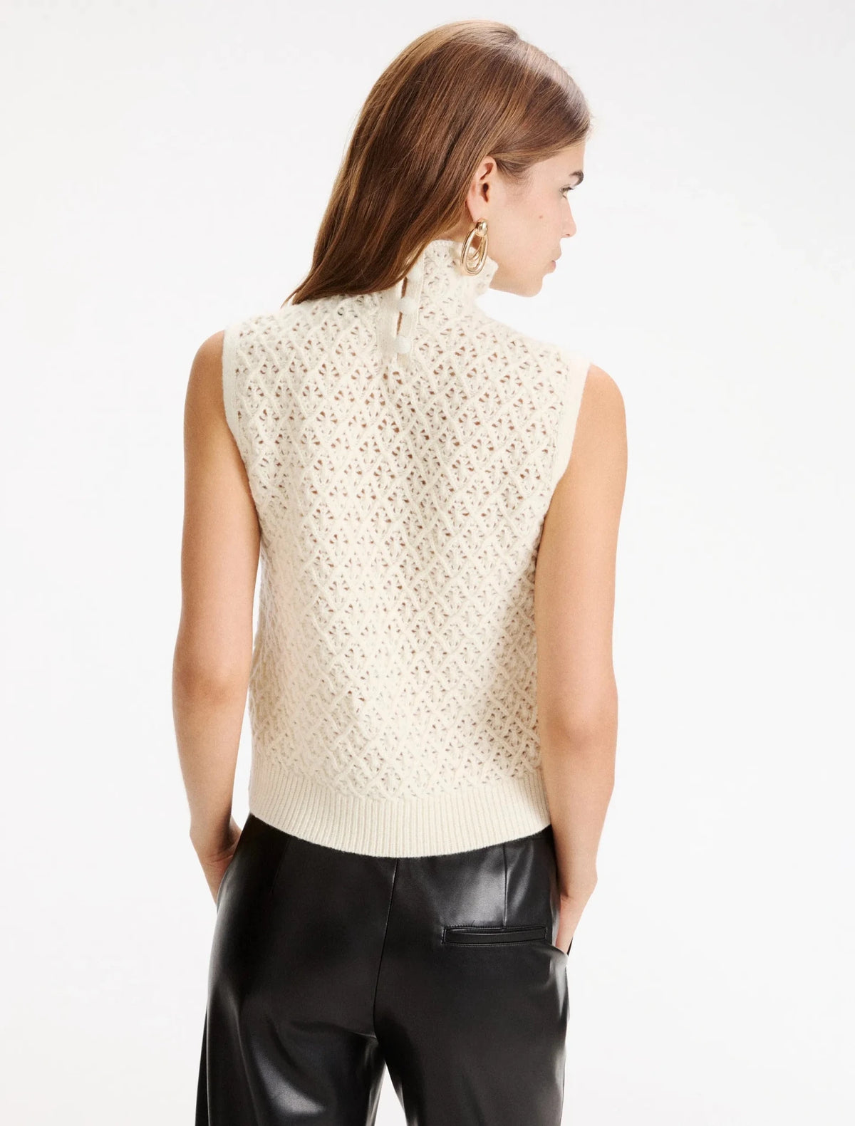 Young Ideas & Henmores -Eliche Diamond Stitch Sleeveless Knit -001 Cream -S