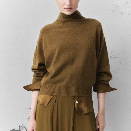Young Ideas & Henmores -Gennaio Cashmere High Neck Jumper -004 Oil Green -S