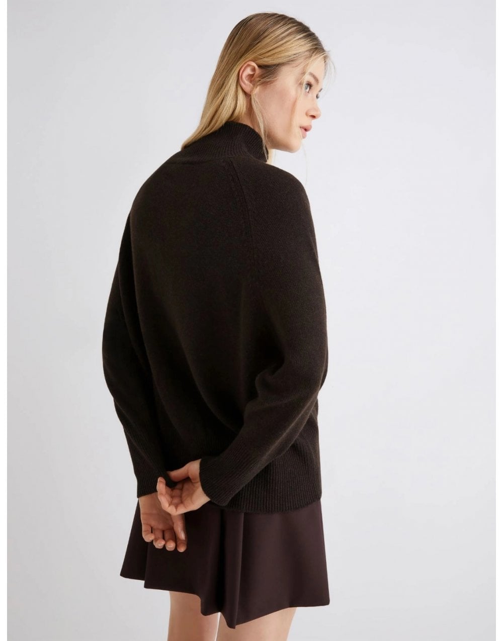 Young Ideas/Henmores - Ismaele Funnel Neck Jumper - 005 Ivory - S