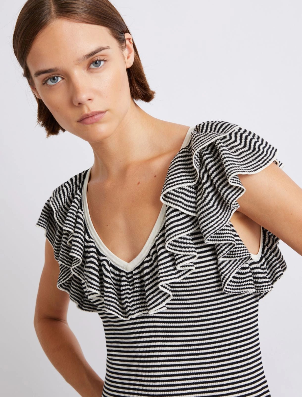 Young Ideas/Henmores - Matassa Knitted Frill Sleeveless Top - 003 Cream Stripe - XS