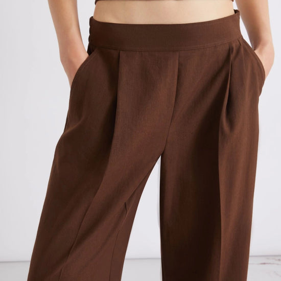 Young Ideas/Henmores - Targa Pleated Linen Mix Trousers - 002 Brown - 8