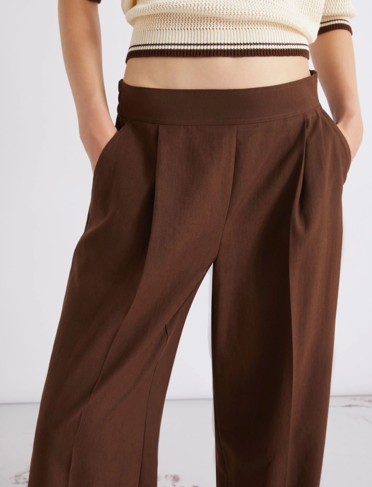 Young Ideas/Henmores - Targa Pleated Linen Mix Trousers - 002 Brown - 8