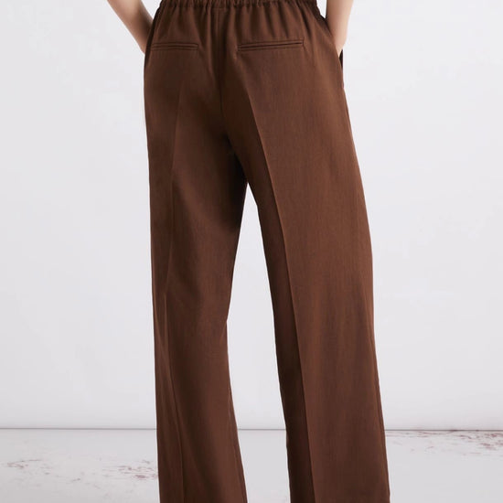 Young Ideas/Henmores - Targa Pleated Linen Mix Trousers - 002 Brown - 8