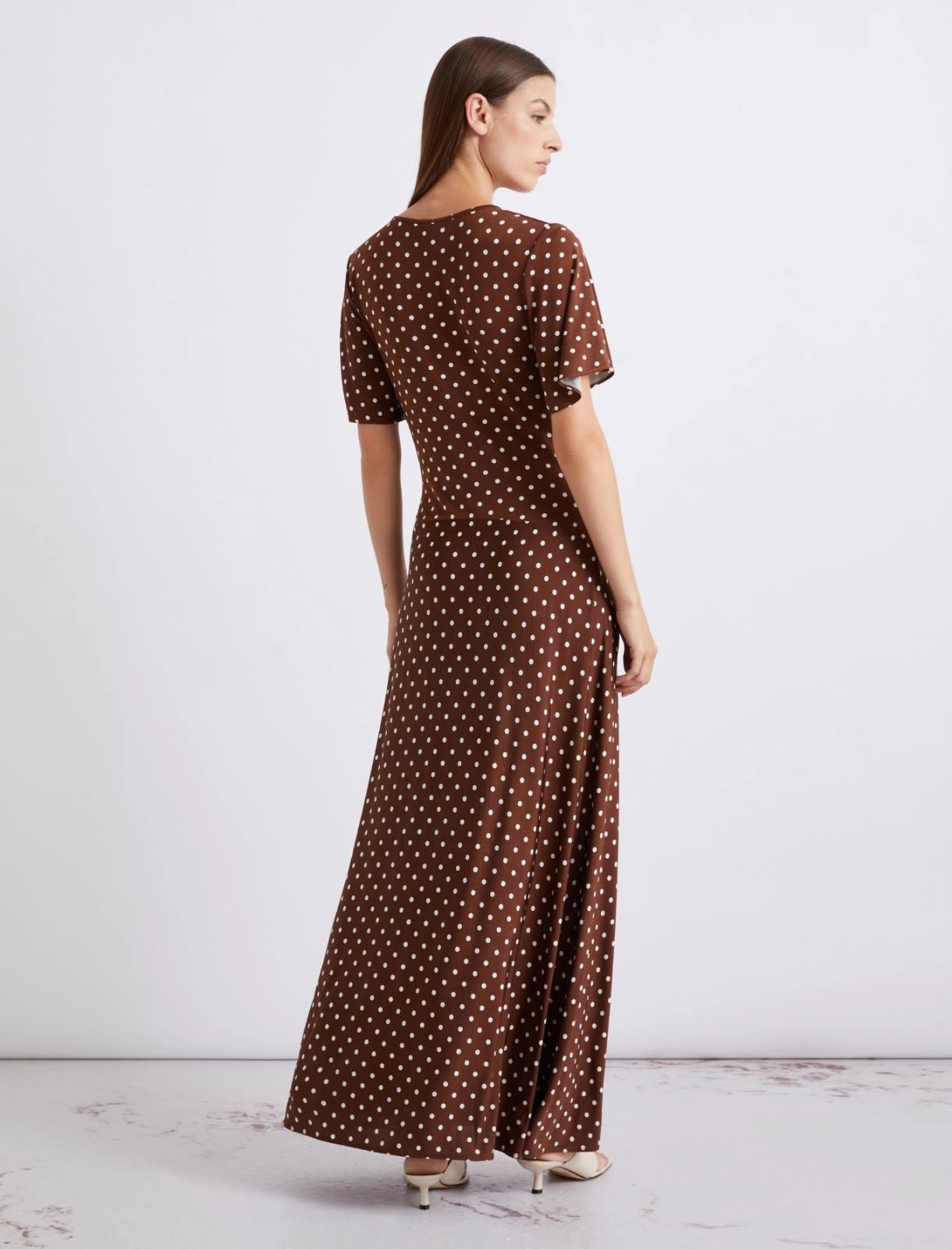 Young Ideas/Henmores - Teca Ruched Polka Dot Jersey Dress - 011 Brown Spotted  - S