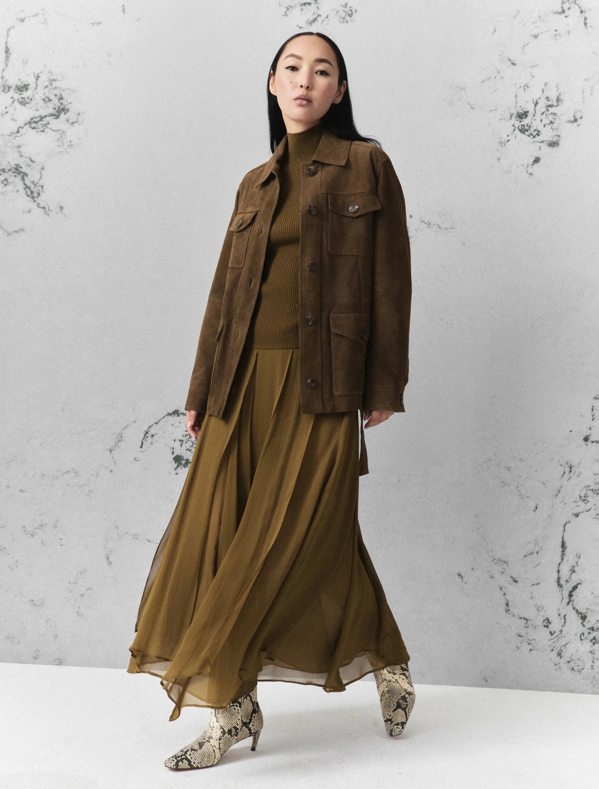 Young Ideas & Henmores -Zattera Crepe Soft Pleat Midi Skirt -004 Oil Green -8