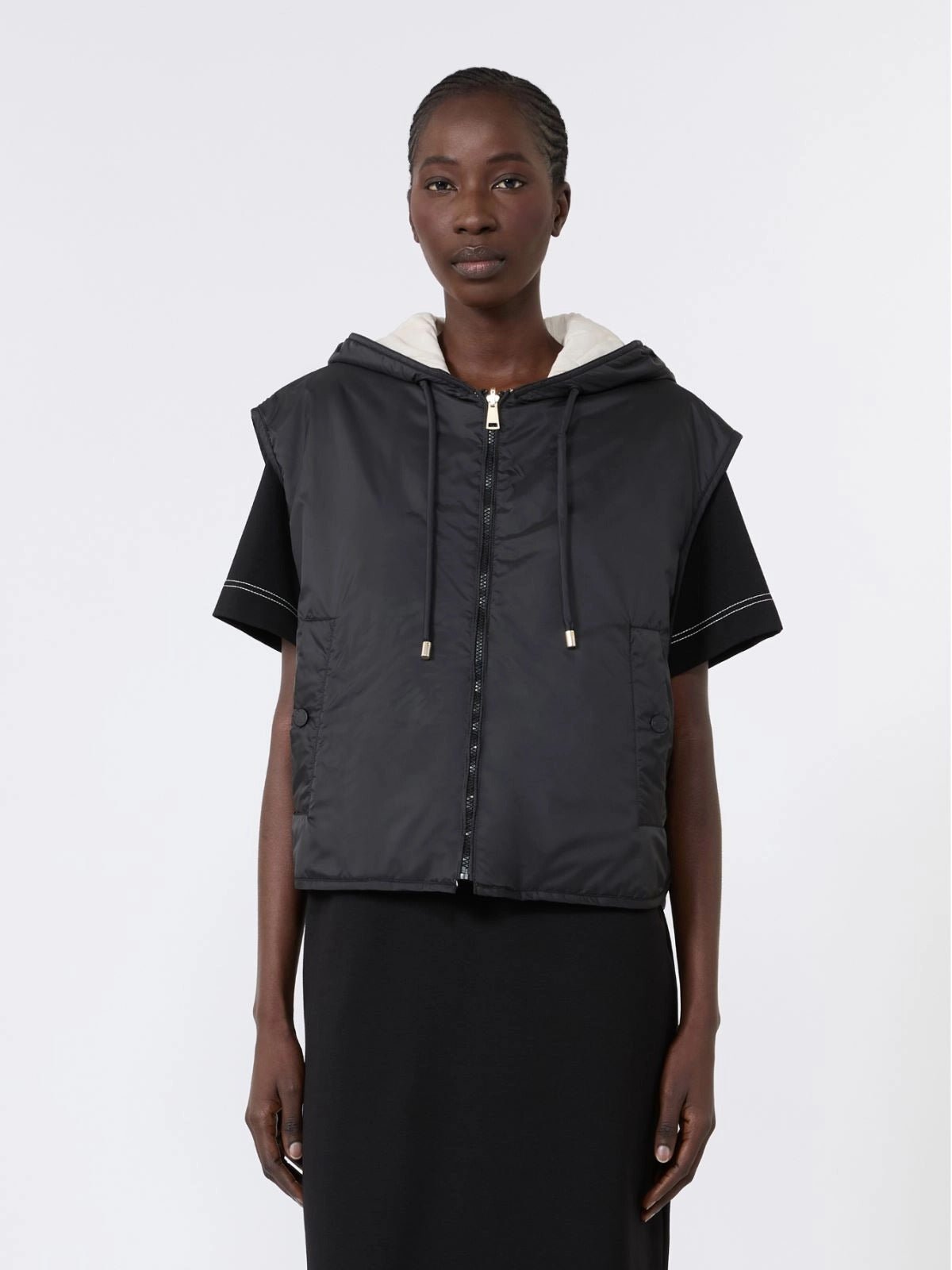 Young Ideas & Henmores -Accenni Quilted Hooded Gilet -005 Black -XS