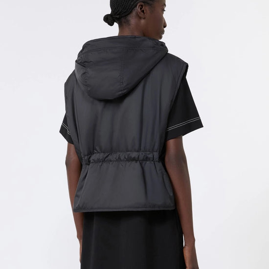 Young Ideas & Henmores -Accenni Quilted Hooded Gilet -005 Black -XS