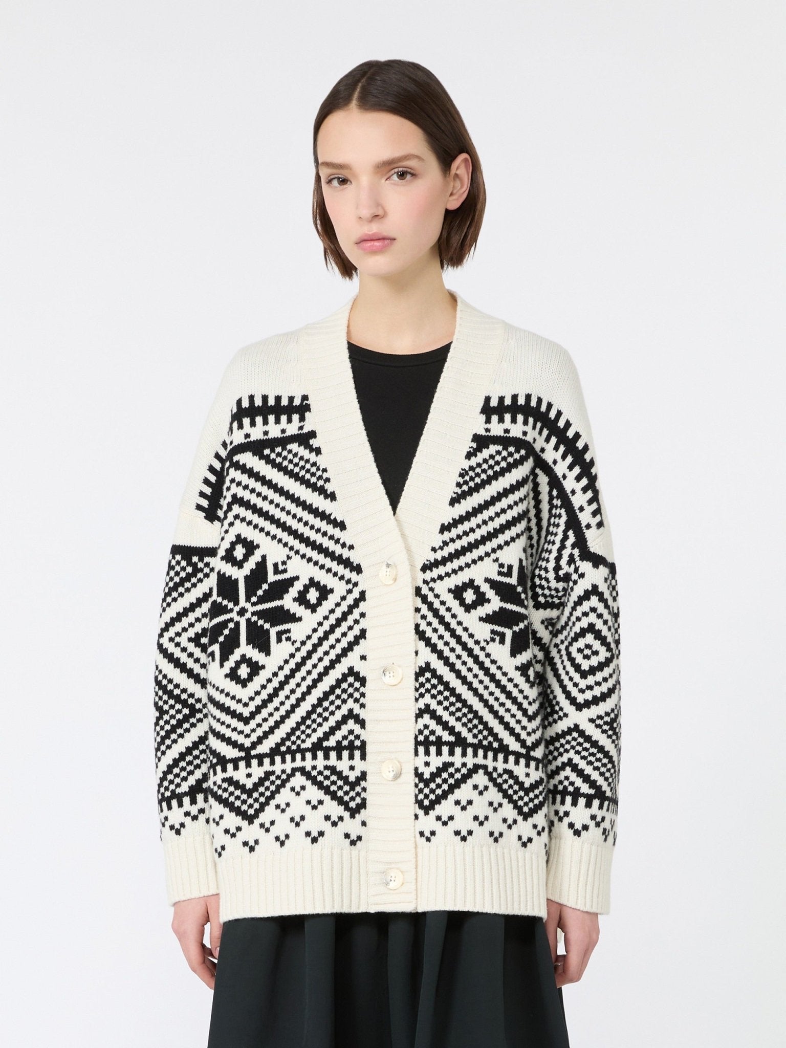 Young Ideas & Henmores -Belgio Jacquard Oversized Cardigan -004 Black/White -XS