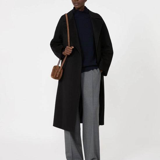 Young Ideas & Henmores -Borgia High Neck Relaxed Jumper -010 Navy -XS