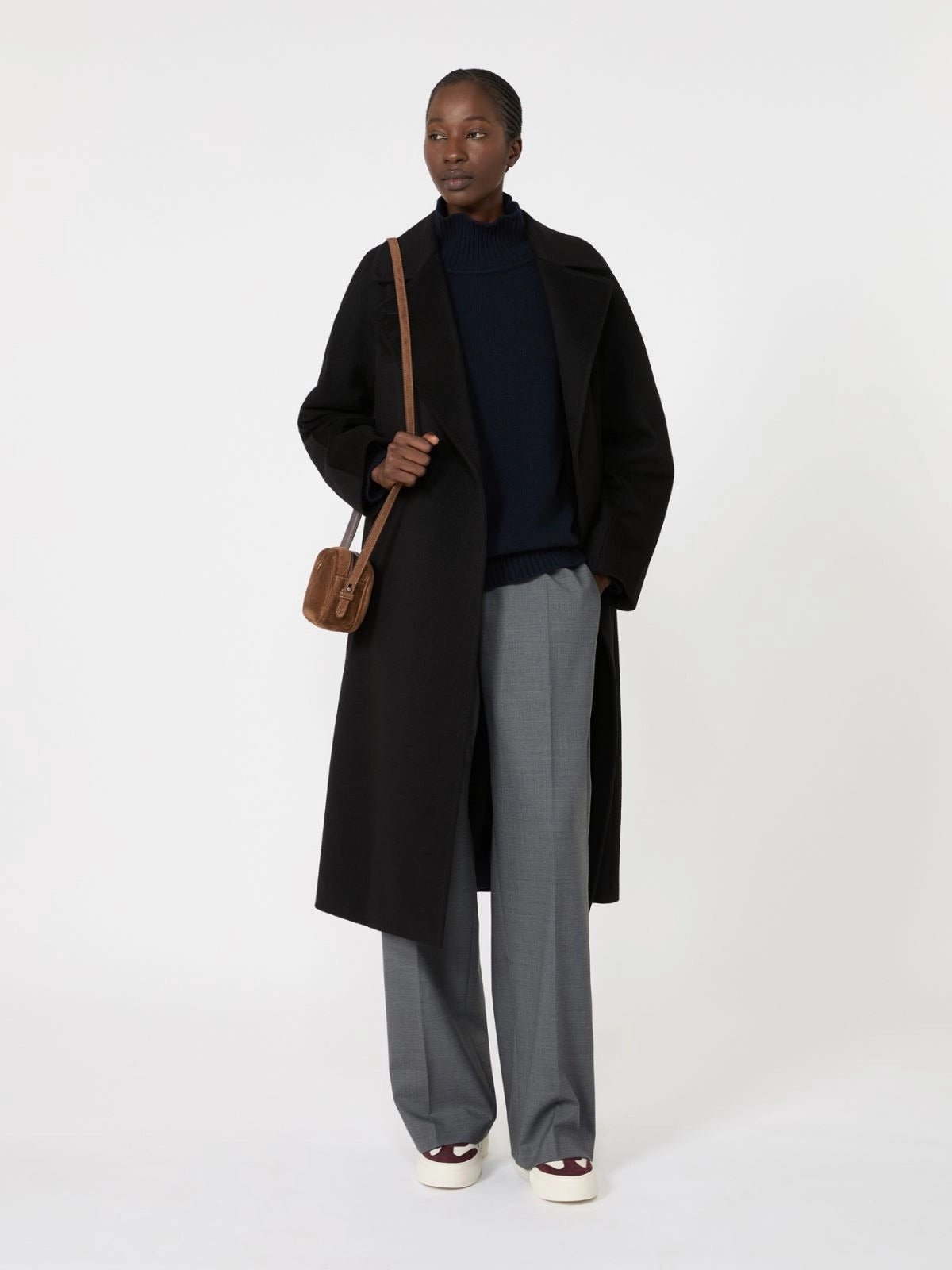 Young Ideas & Henmores -Borgia High Neck Relaxed Jumper -010 Navy -XS