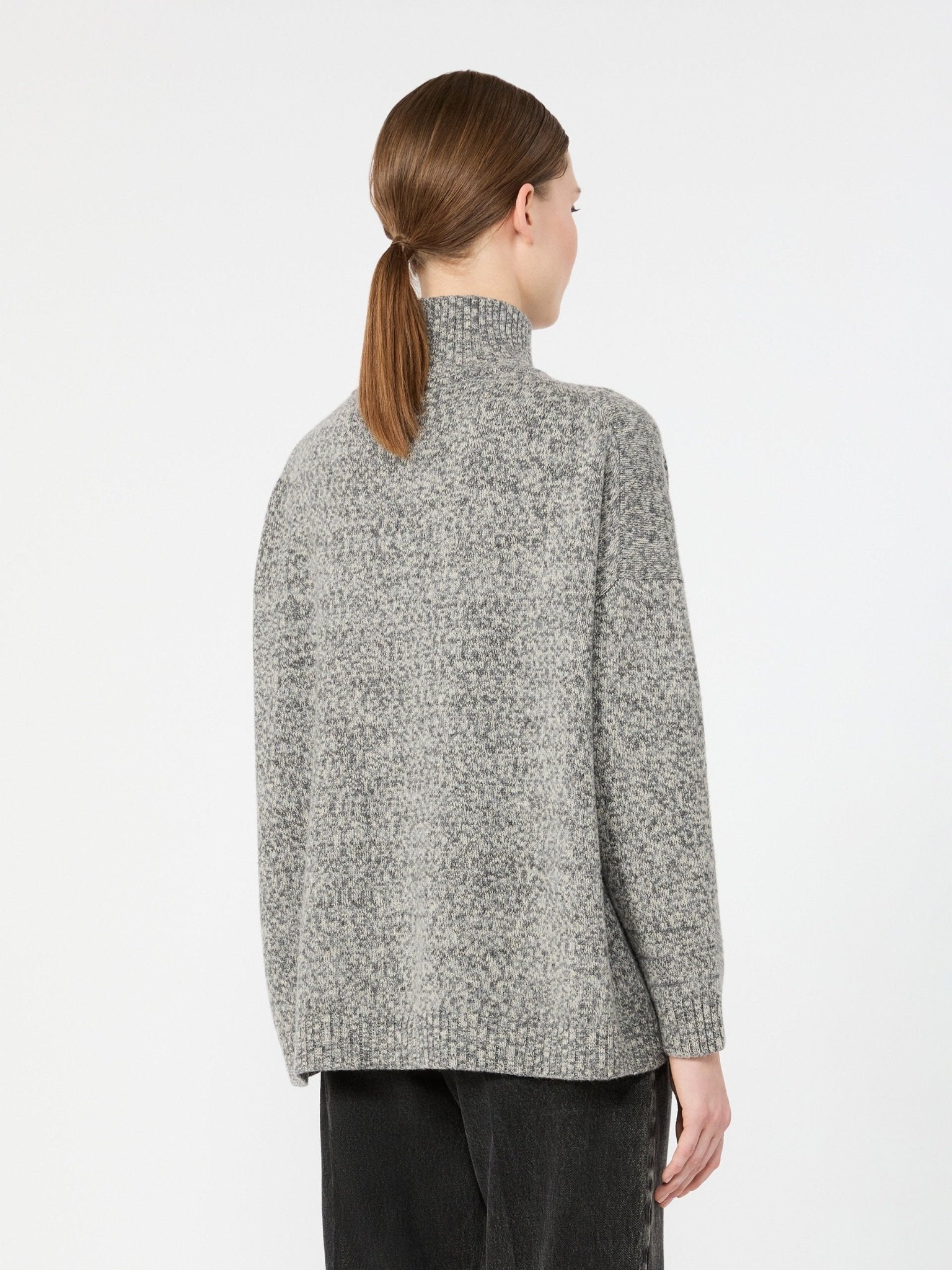Young Ideas & Henmores -Borgia High Neck Relaxed Jumper -025 Medium Grey -XS