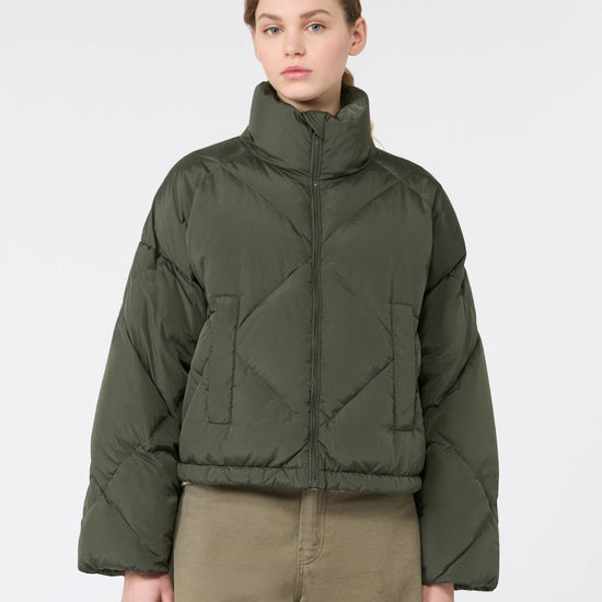 Young Ideas & Henmores -Edito Short Quilted Jacket -003 Khaki -8