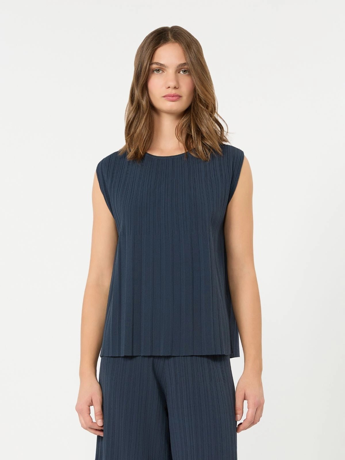 Young Ideas & Henmores -Ere Plisse Sleeveless Top -004 Navy -XS
