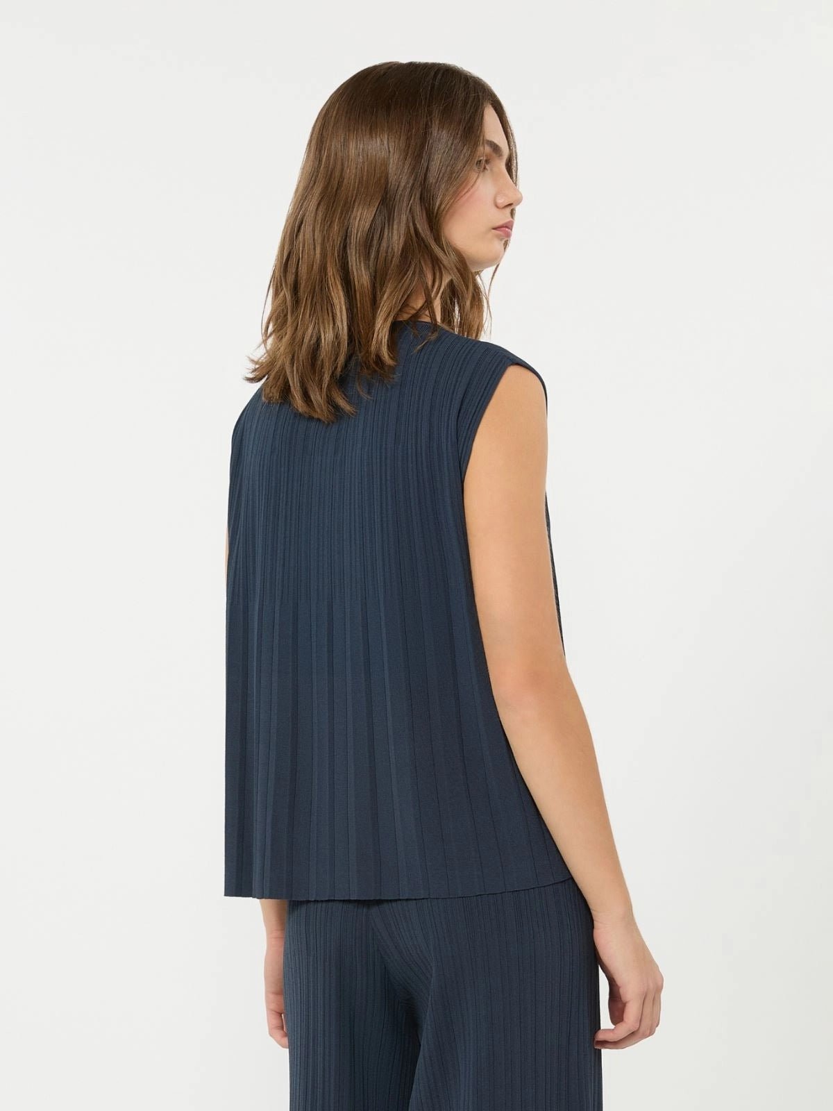 Young Ideas & Henmores -Ere Plisse Sleeveless Top -004 Navy -XS