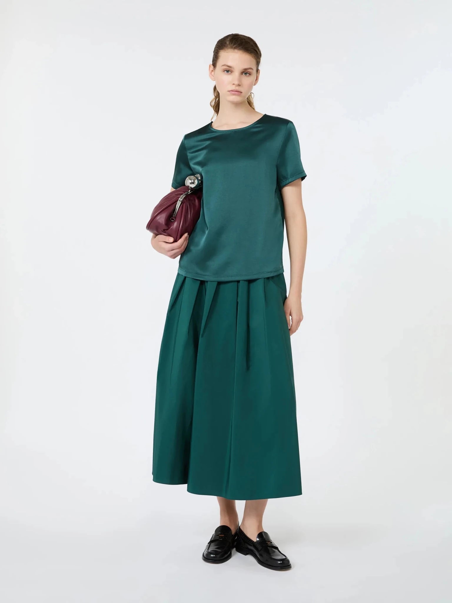 Young Ideas & Henmores -Gilbert Satin Short Sleeve Top -005 Green -S