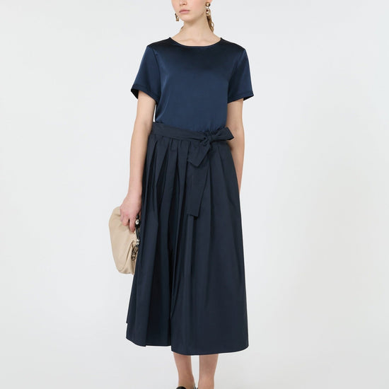 Young Ideas & Henmores -Gilbert Satin Short Sleeve Top -007 Navy -S