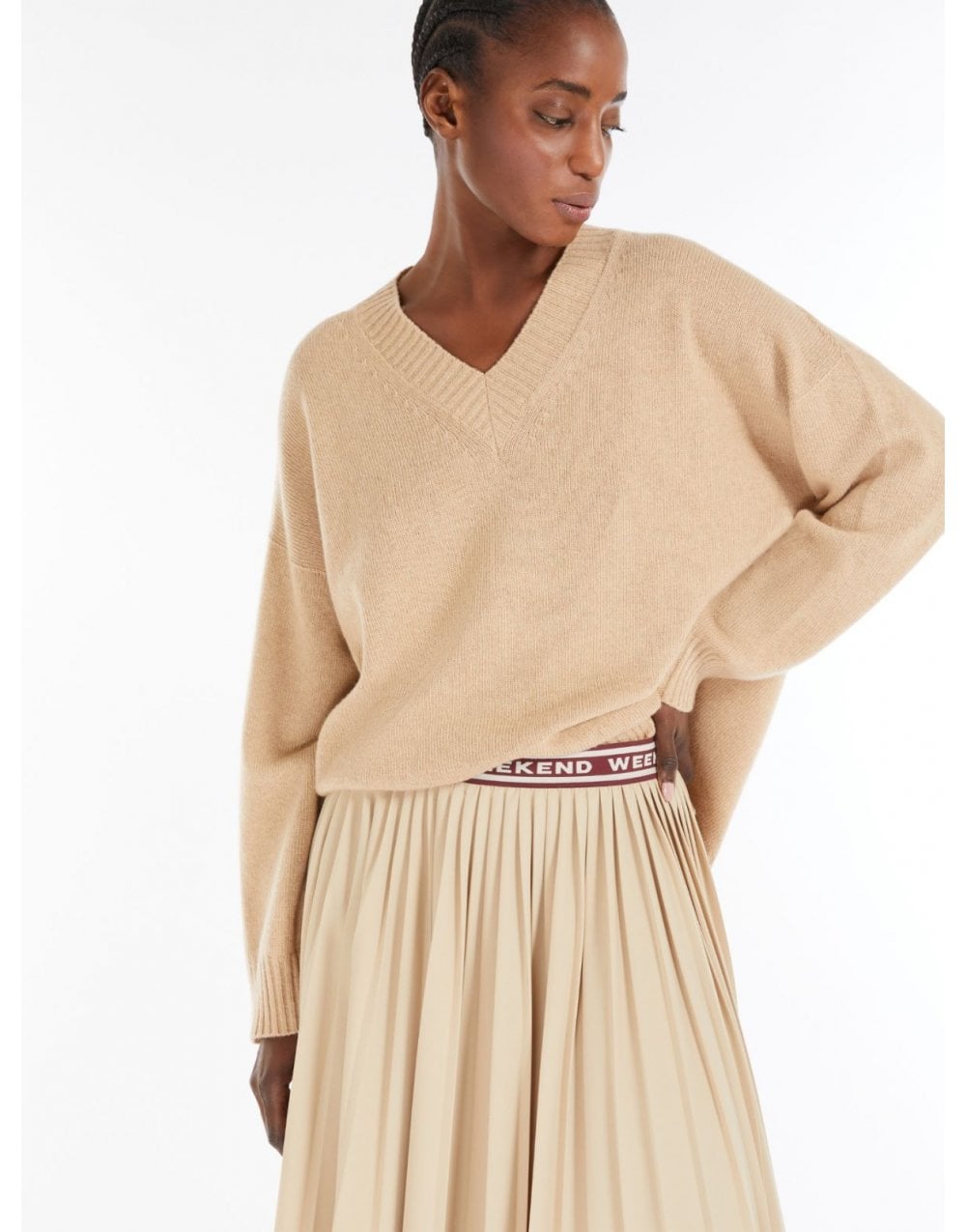 Young Ideas/Henmores - Mestre V Neck Jumper - 003 Sand - XS