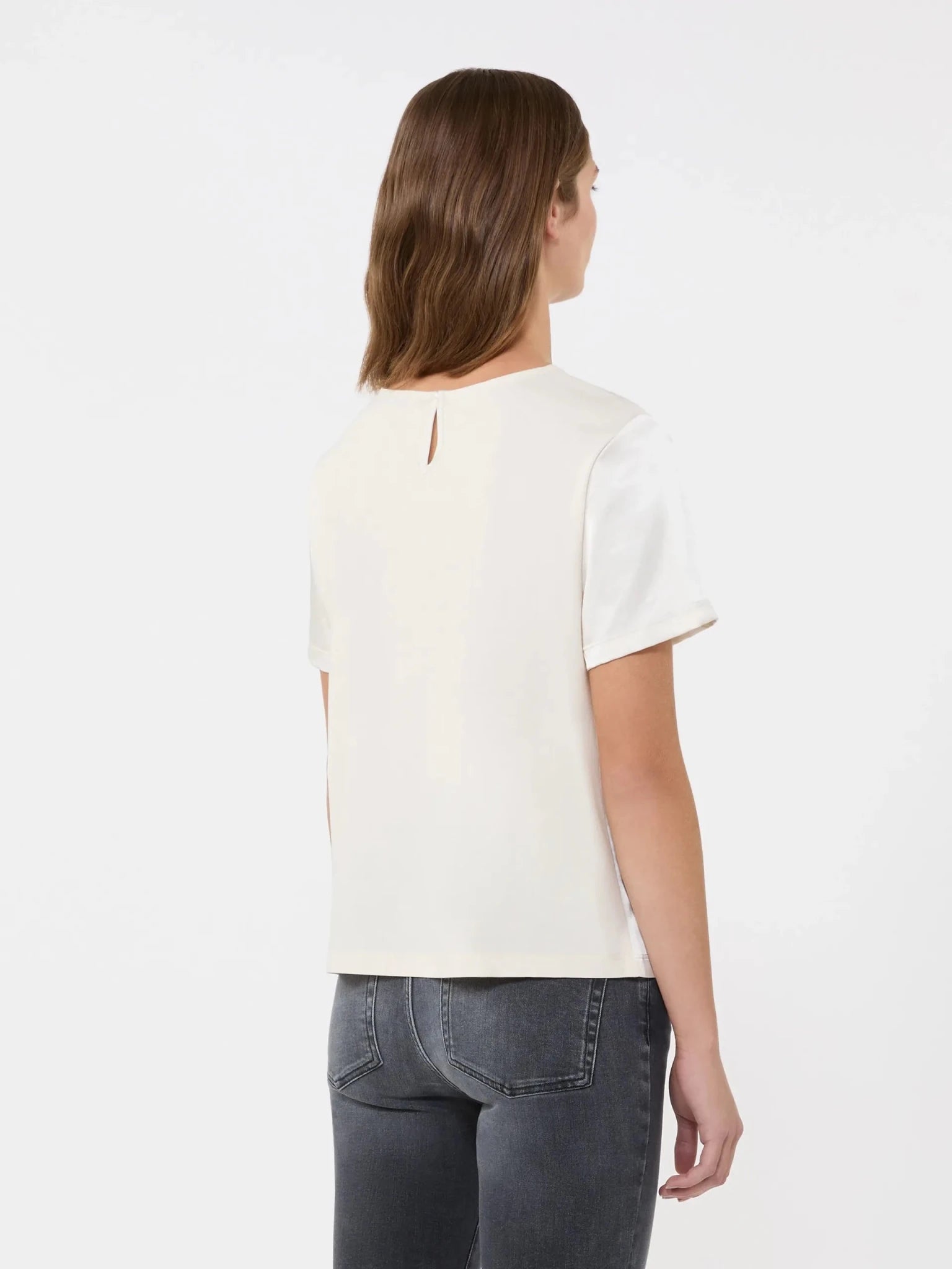 Young Ideas & Henmores - Zona Jersey Silk Touch Top - 002 Nude Beige - XS