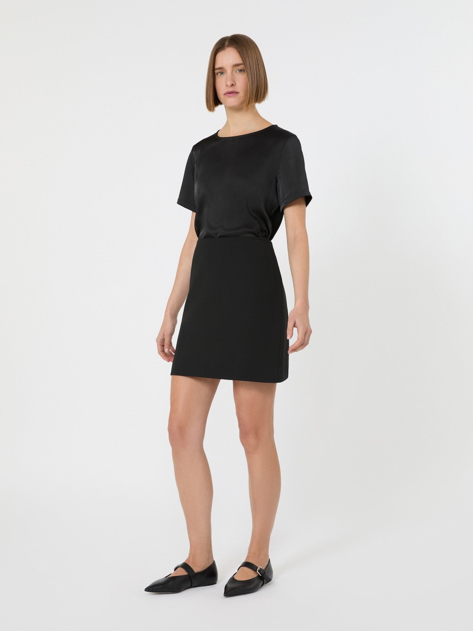 Young Ideas & Henmores - Zona Jersey Silk Touch Top - 006 Black - XS