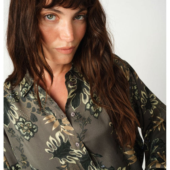 Young Ideas/Henmores - Abina Floro Print Shirt - 836 Dark Green - XS