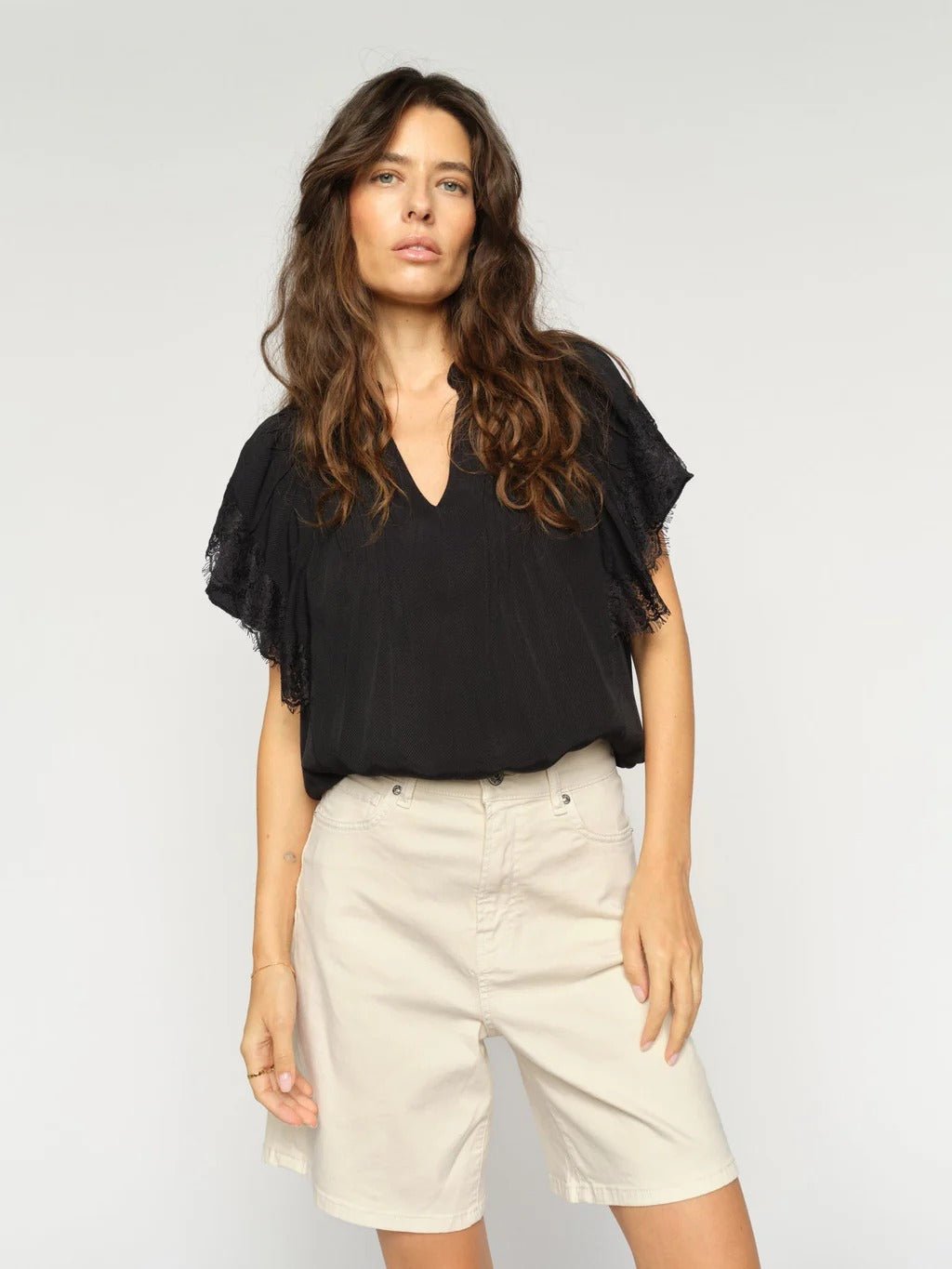Young Ideas/Henmores - Bati Len Shorts - 180 Ecru - 26