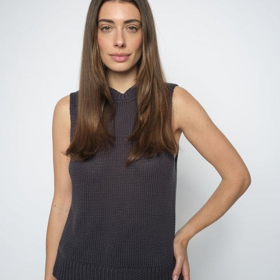 Young Ideas & Henmores -Bine Cotton Sleevless Top -191 India Ink -XS